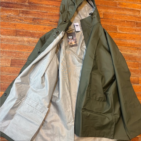 Helly Hansen Men's Olive Raincoat - Picture 3 of 6